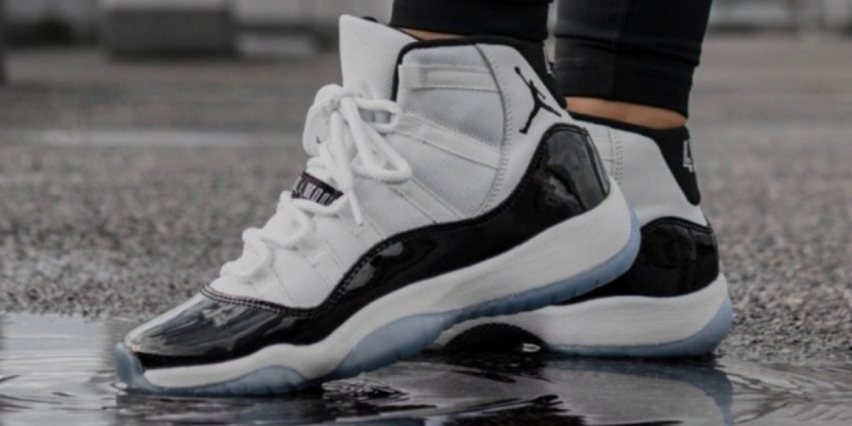 Jordan 11 Retro « Concord » ’18: Holiday Classic!