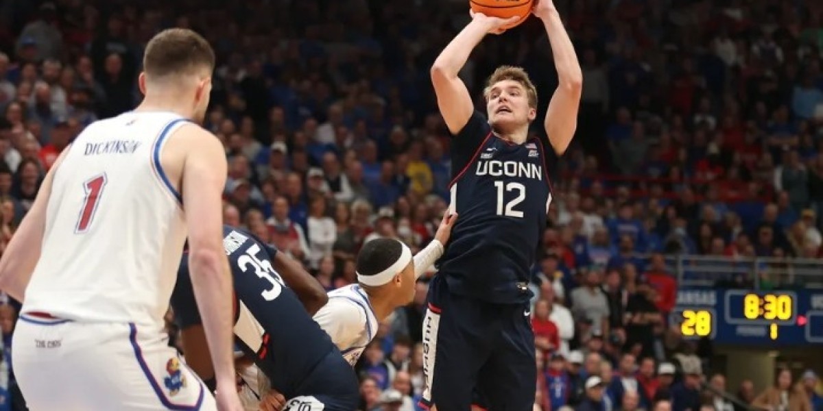 UConn Men's Basketball Dealing with Minor Injuries