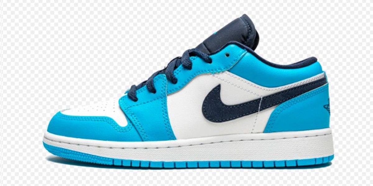 Air Jordan 1 Low Unc (2021): Unique elegance